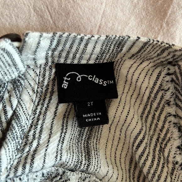 NWOT Linen Blend Dress with Embroidered Sleeve - Picture 4 of 5